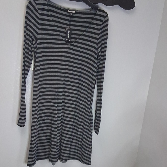 Express Dresses & Skirts - Express V Neck Jersey Stretchy Black and Gray Striped Long Sleeve Dress New